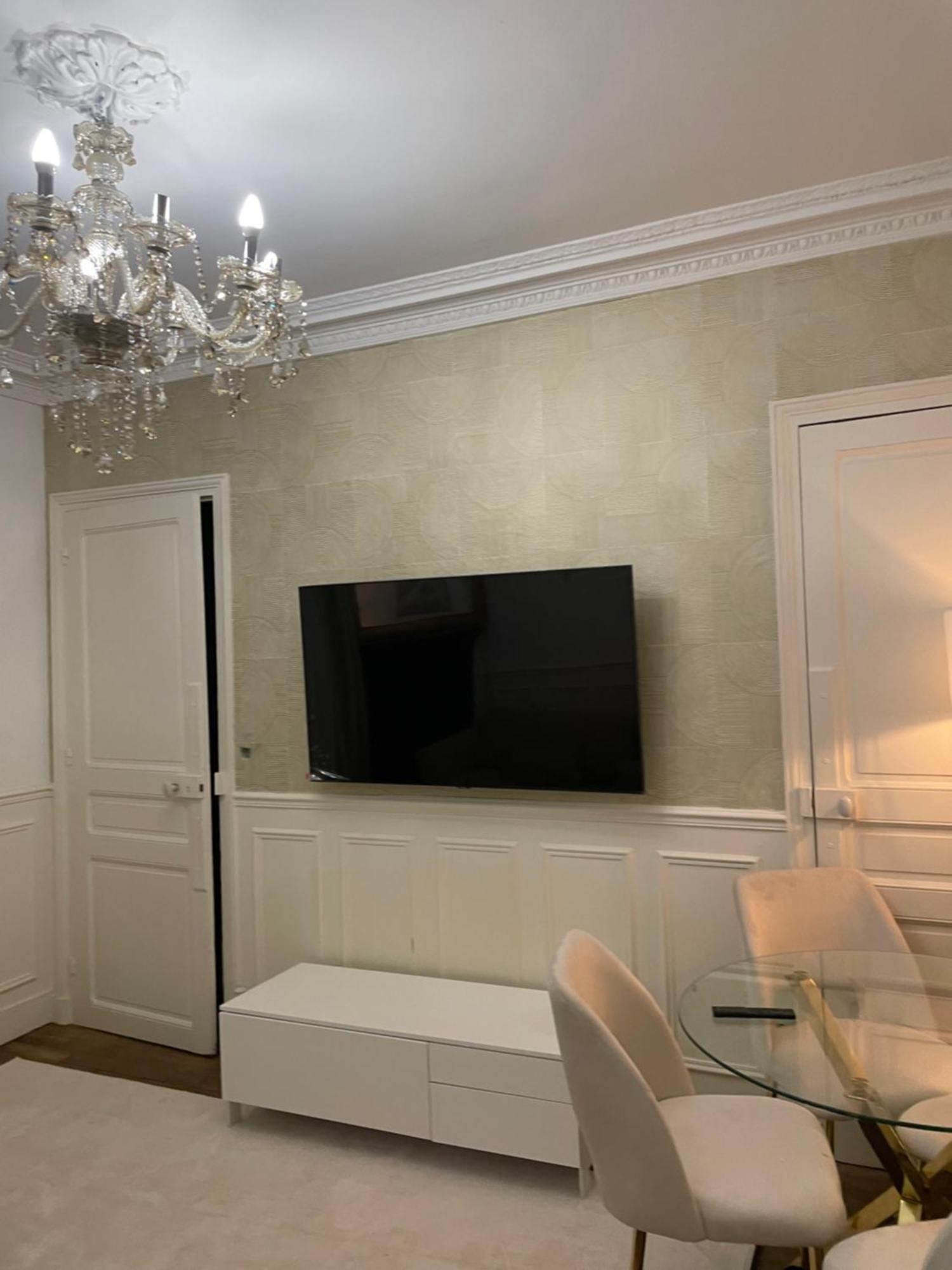 48 M2 Bercy Cosy Parijs